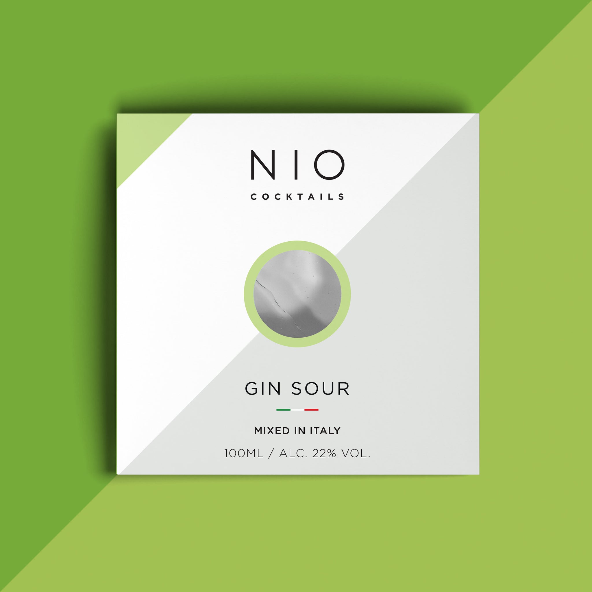 GIN SOUR COCKTAIL